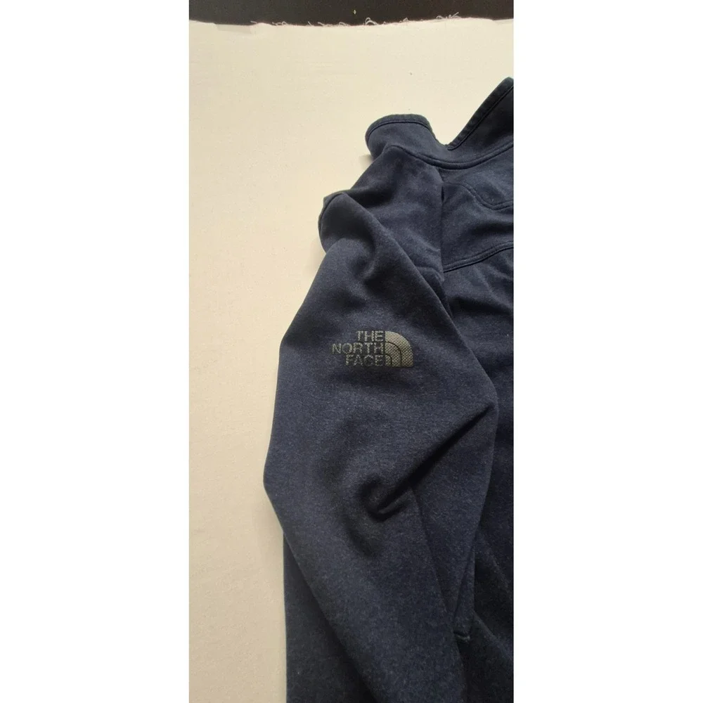 The North Face men's navy blue outdoor 1/4 zip pullover jacket sz. M zip pockets